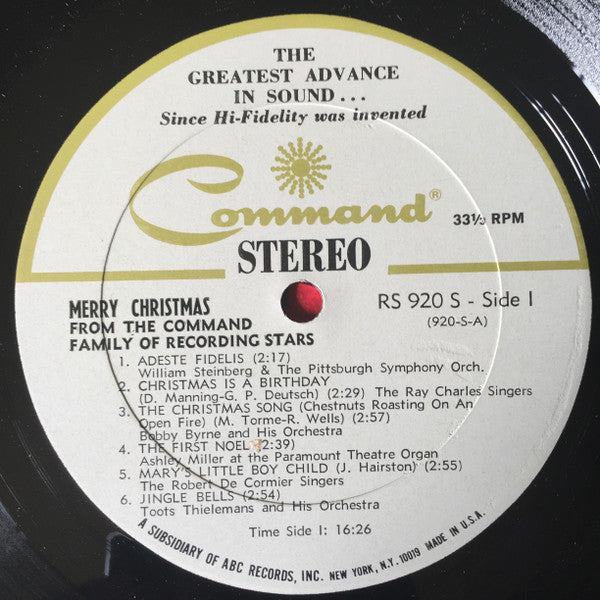 Various : Merry Christmas From The Command Family Of Recording Stars (LP, Gat)