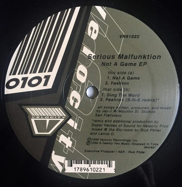Serious Malfunktion : Not A Game EP (12", EP)