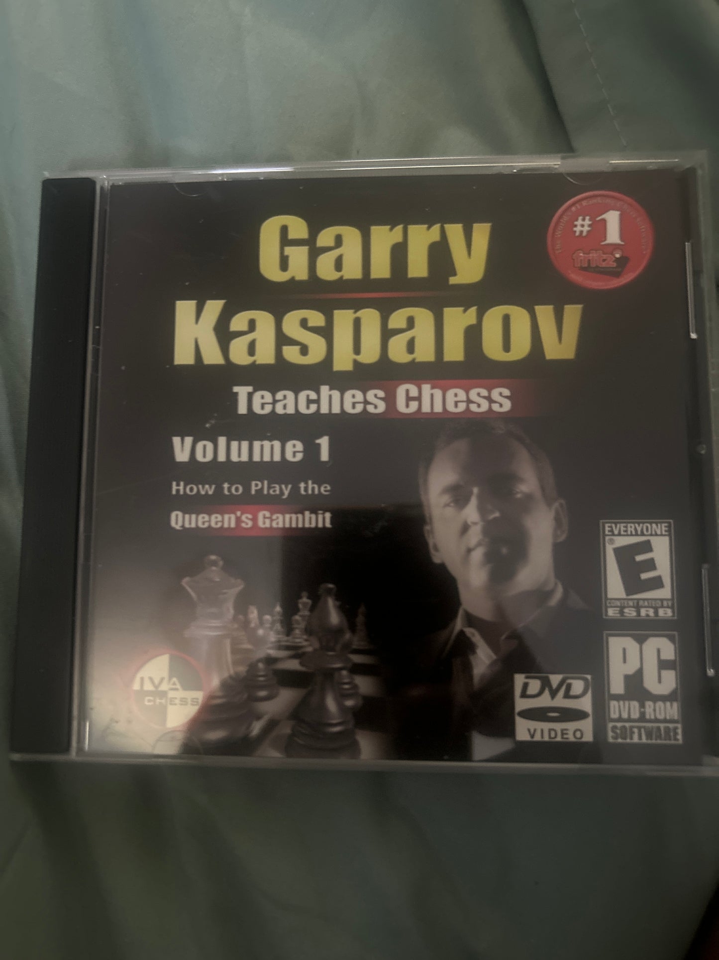 Garry Kasparov - Teaches Chess: Vol. 1 - How To Play The Queen’s Gambit (DVD ROM)