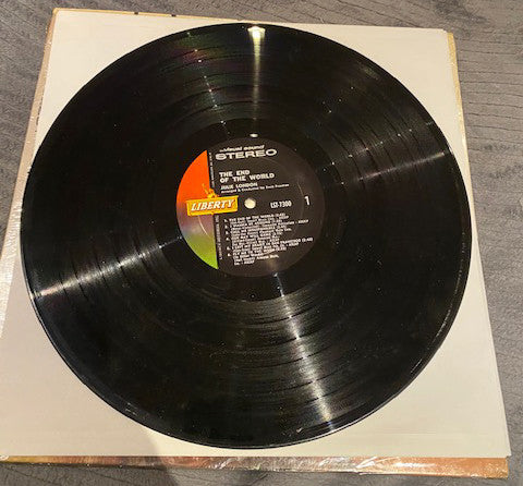 Julie London : The End Of The World (LP, Album, Hol)