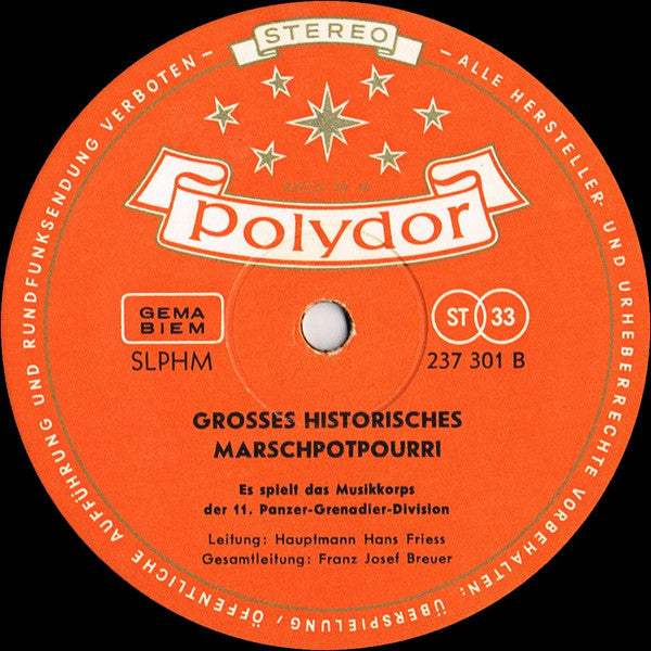 Musikkorps Der 11. Panzer-Grenadier-Division : Der Große Zapfenstreich / Großes Historisches Marschpotpourri (LP, Album)