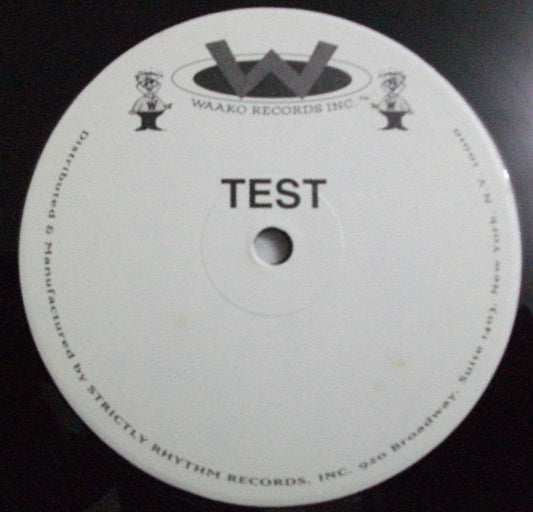 Smack Feat. Trina Terry : Kiss Me (12", TP)