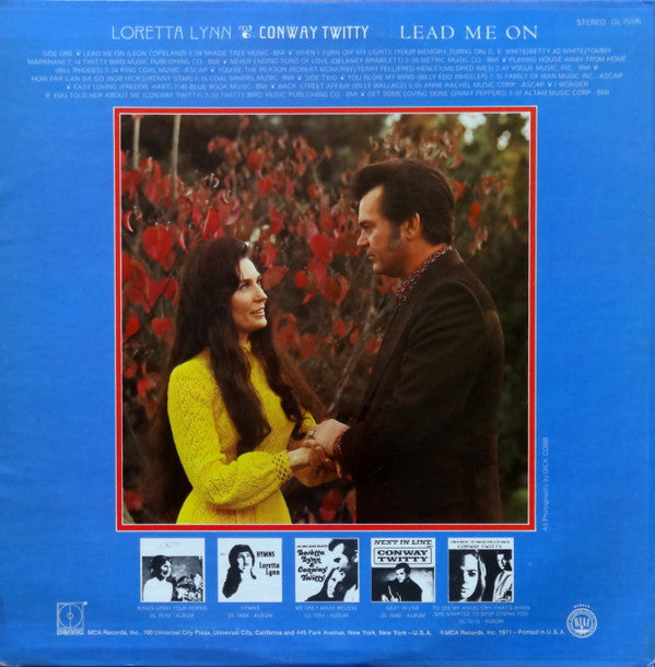 Conway Twitty & Loretta Lynn : Lead Me On (LP, Album)