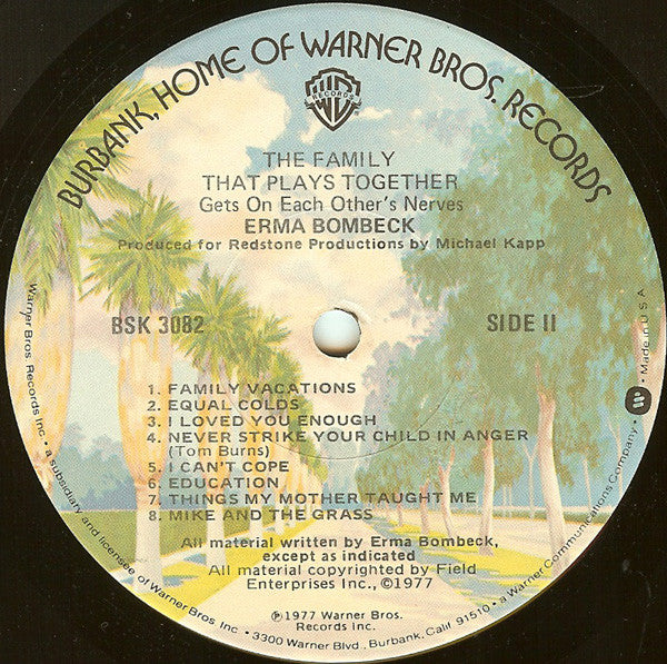 Erma Bombeck : The Family That Plays Together (Gets On Each Other's Nerves) (LP, Album)