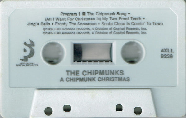 The Chipmunks : A Chipmunk Christmas (Cass, Album, RE, Bar)