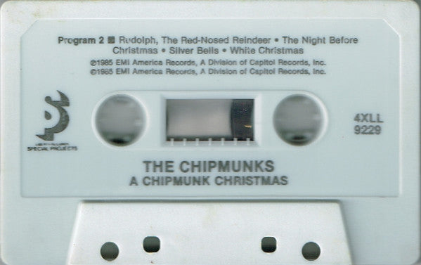 The Chipmunks : A Chipmunk Christmas (Cass, Album, RE, Bar)