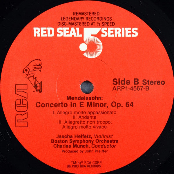 Jascha Heifetz, Pyotr Ilyich Tchaikovsky, Fritz Reiner / The Chicago Symphony Orchestra, Felix Mendelssohn-Bartholdy, Charles Munch / Boston Symphony Orchestra : Concerto In D · Concerto In E Minor (LP, Album, Comp, RE, RM)